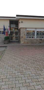 Infanzia - Cortile e ingresso