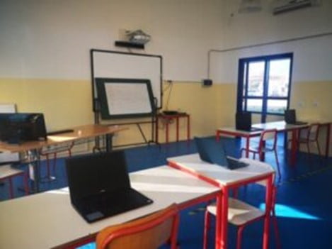 Secondaria - aula di informatica 2